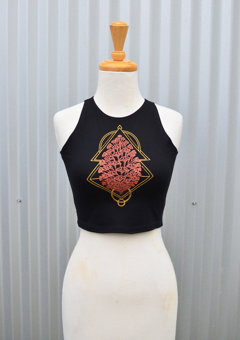 Geometric Pinecone Yoga Crop Top – Sacred Geometry Boho Festival Shirt